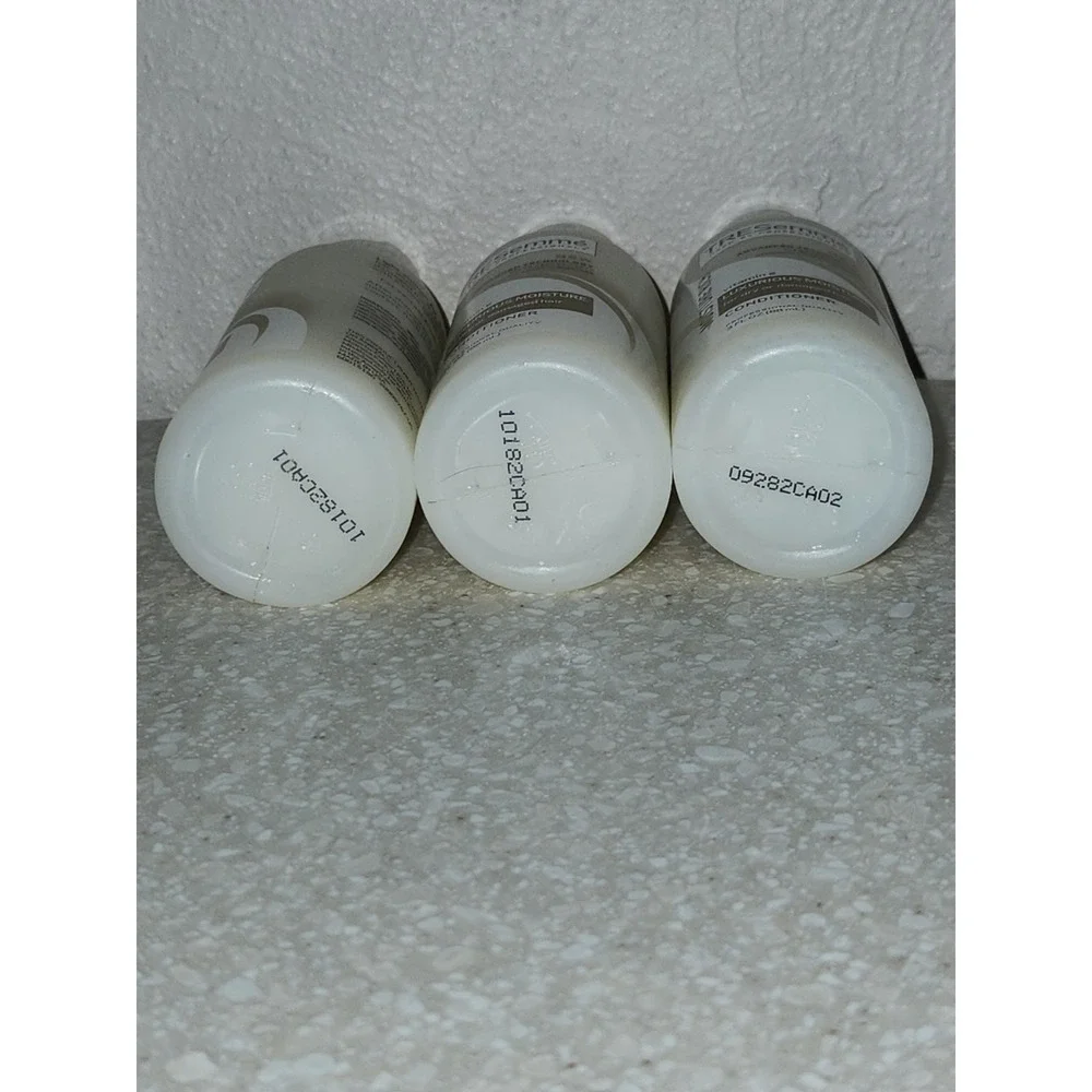 NEW~3 Pack Tresemme Moisture Rich Conditioner Vitamin E 3Oz‎ Each